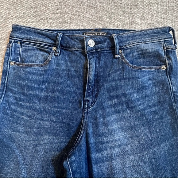 ABERCROMBIE & FITCH Signature Collection Jeans Distressed High-low Raw Hem W 29 - Picture 3 of 16